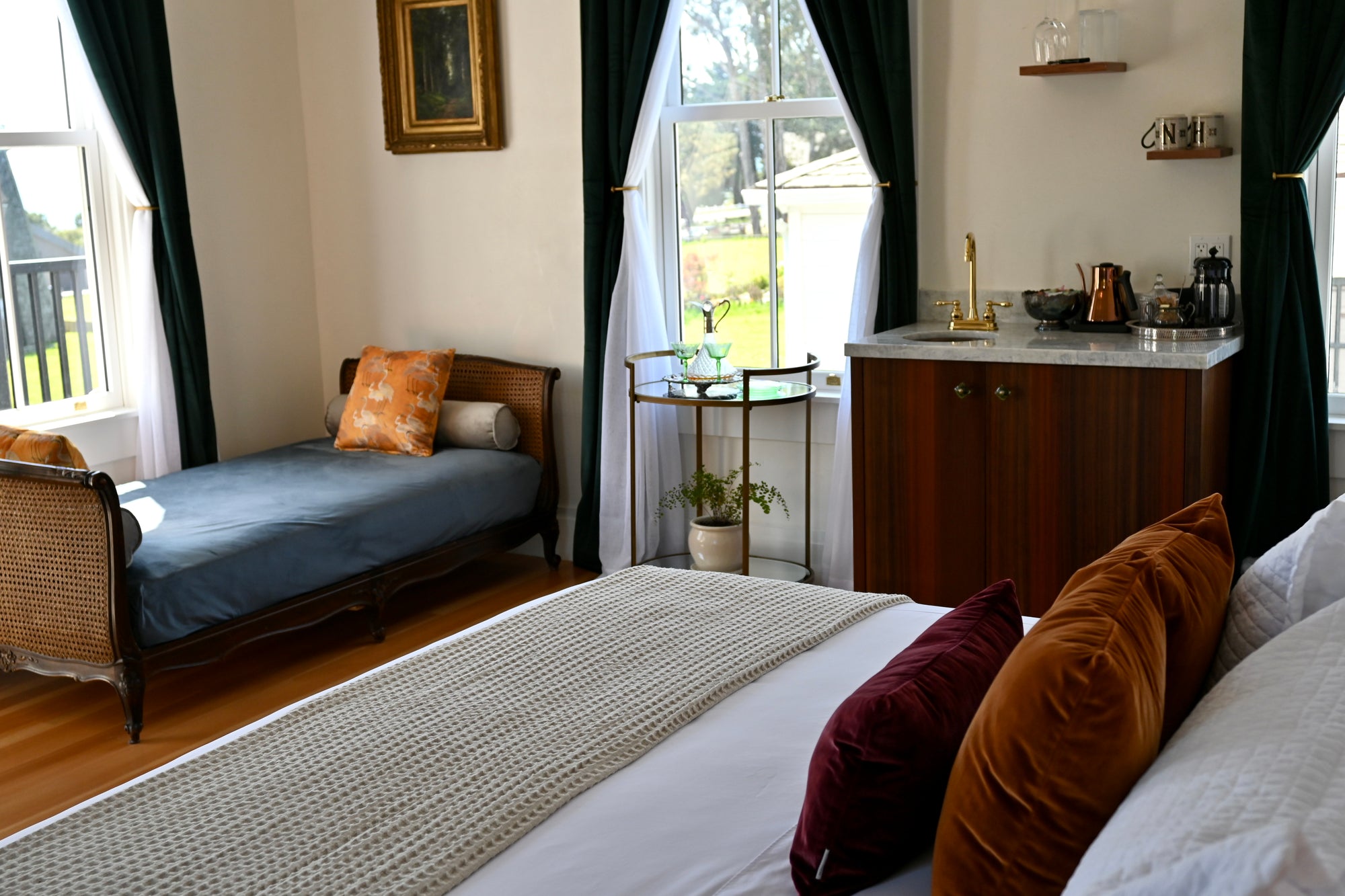 PKS_Daybed_Wetbar